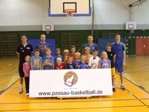 Read more about the article Junge Basketballer erzielten ersten Korberfolg